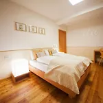 Lumen Hotel
