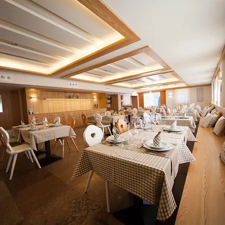 Lumen Hotel